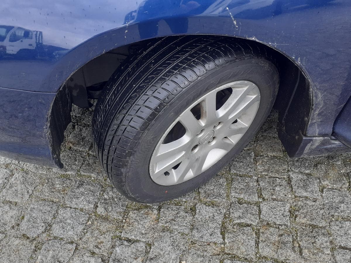 Honda Civic 1.4 IS · Ano 2004 — imagen 10