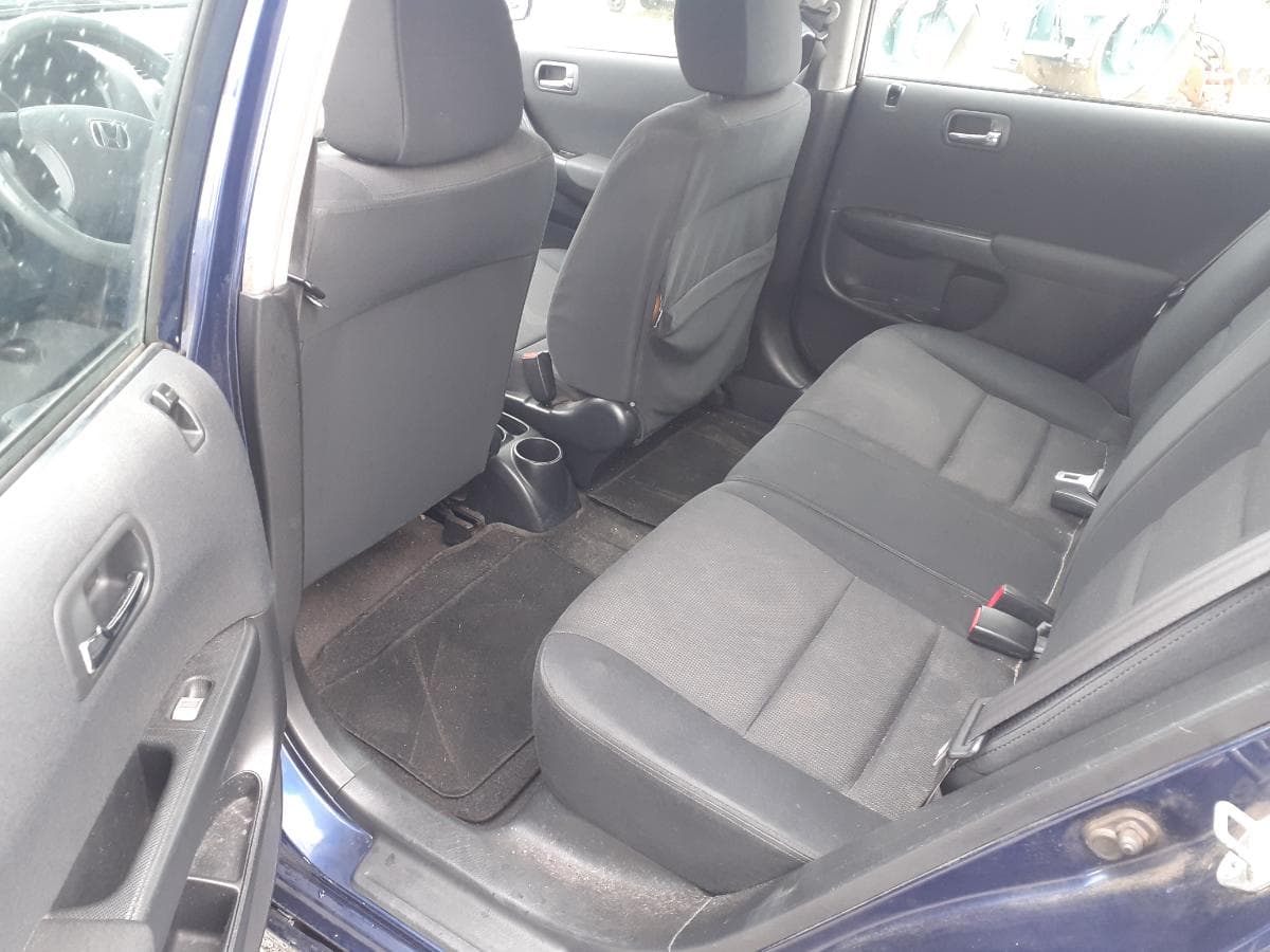 Honda Civic 1.4 IS · Ano 2004 — imagen 12