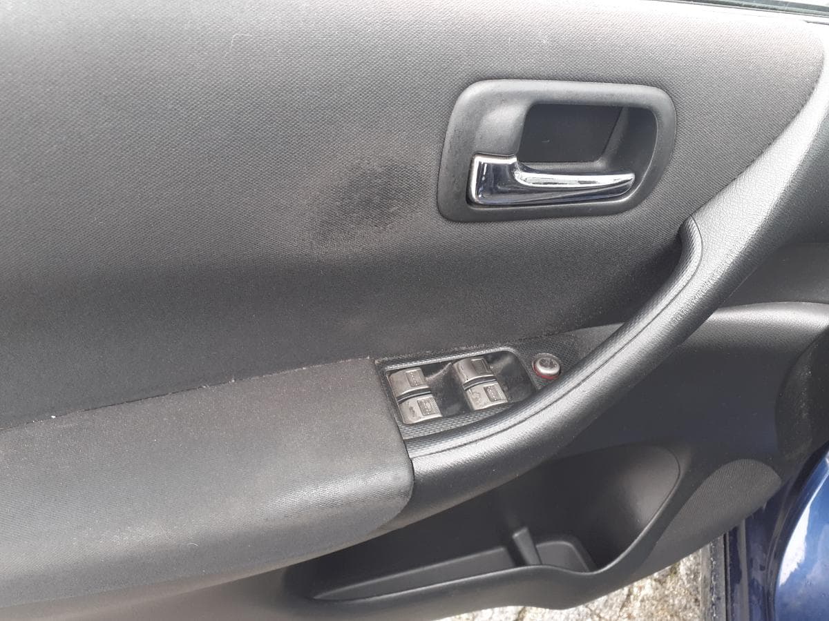 Honda Civic 1.4 IS · Ano 2004 — imagen 20
