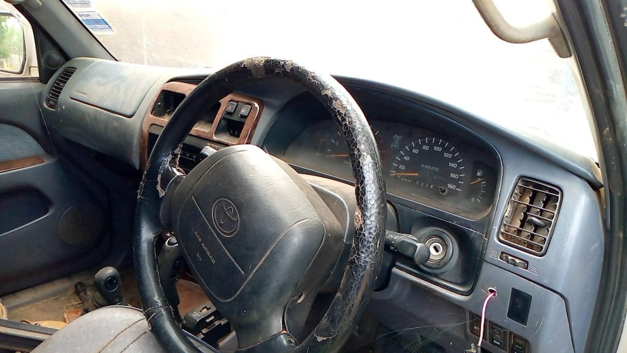 Toyota Surf · — image 7