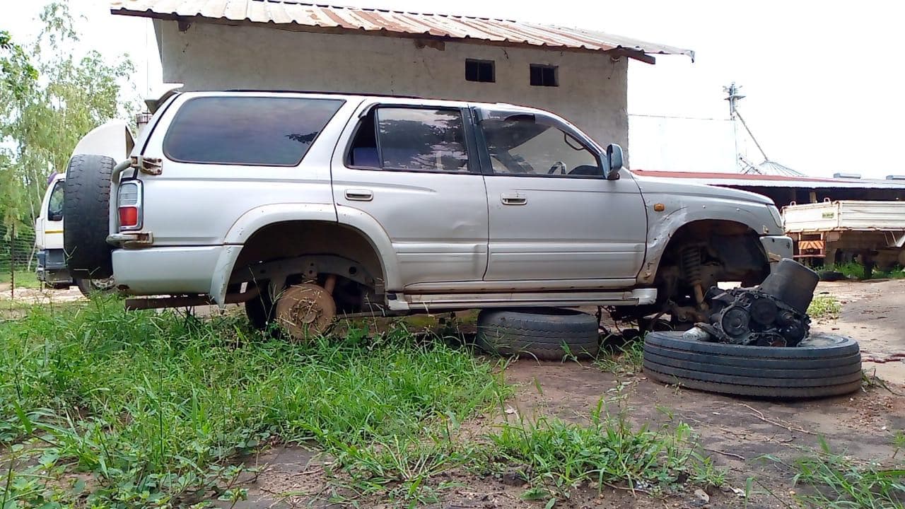Toyota Surf · — image 18