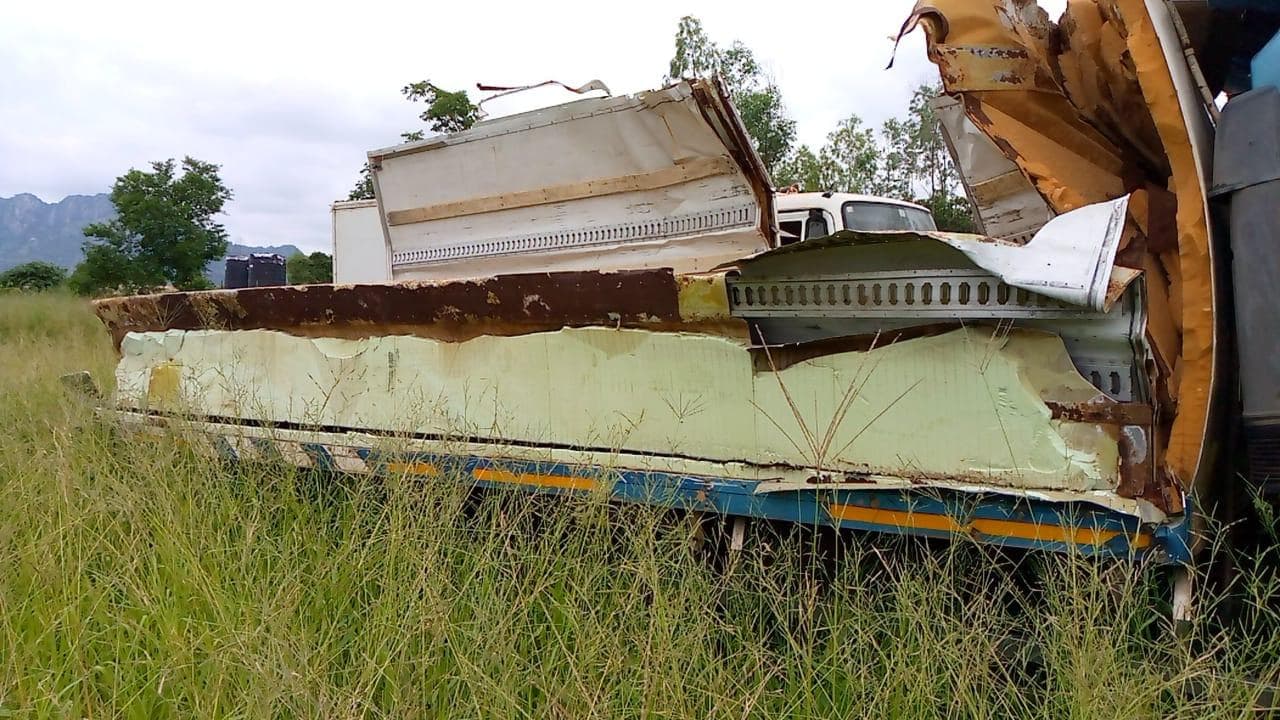 Camião Hino · — image 4