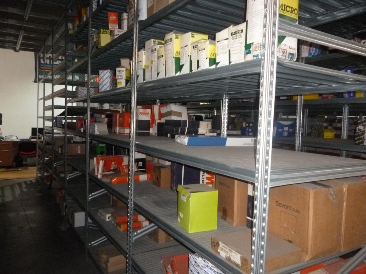 Equipamento  Automóvel + Estantes + Porta paletes + Stacker + Equipamento de Escritório + Diversos — image 25
