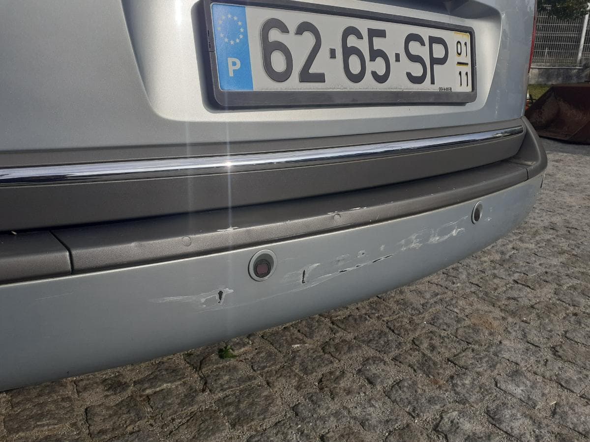 Renault Laguna 1.9 DCI · Ano 2001 — image 15