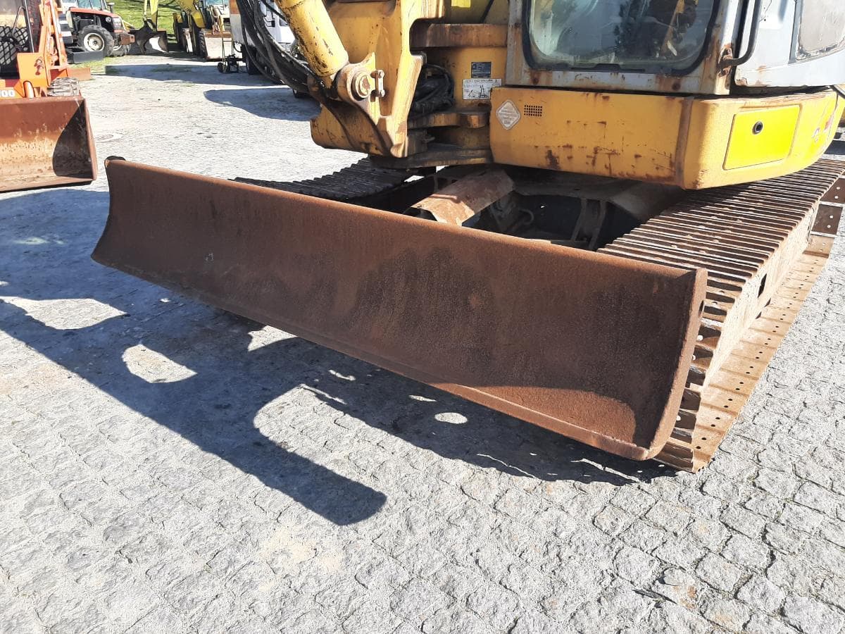 Mini Giratória Komatsu PC78 — image 6