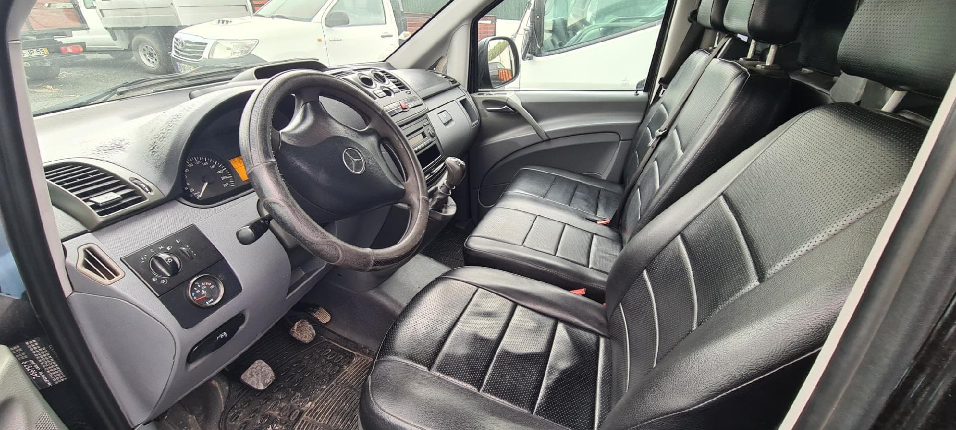 MERCEDES-BENZ Vito 111 CDI — imagem 9