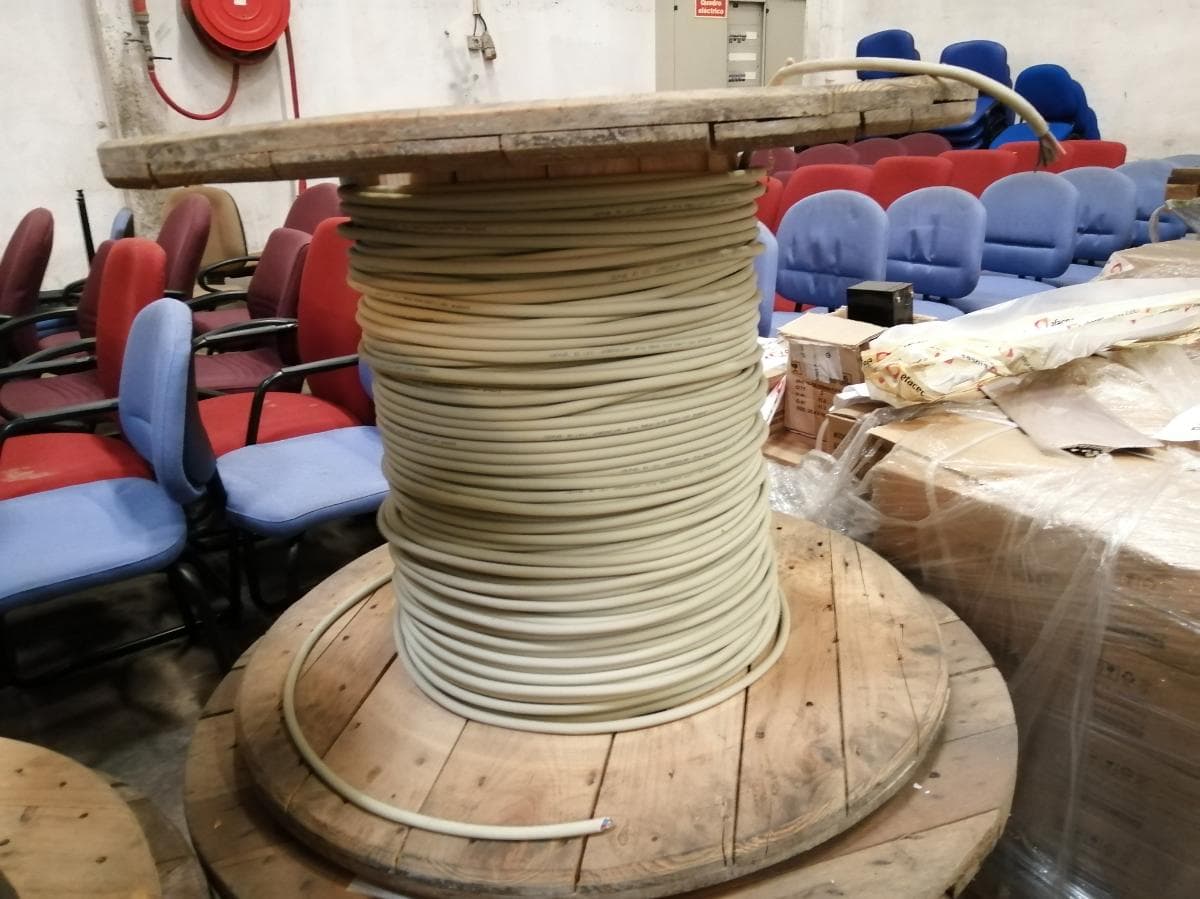 Equipamentos Elétricos, Eletrónicos e de Telecomunicações — image 36