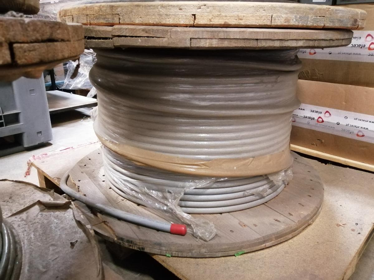 Equipamentos Elétricos, Eletrónicos e de Telecomunicações — image 42