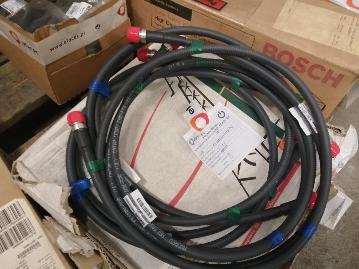 Equipamentos Elétricos, Eletrónicos e de Telecomunicações — image 44