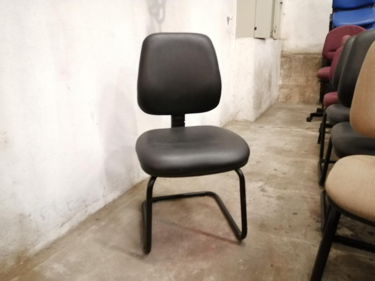 Cadeiras · Mobiliário de escritório — image 5