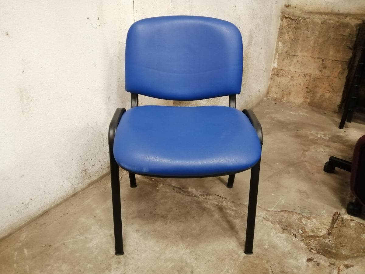 Cadeiras · Mobiliário de escritório — image 19