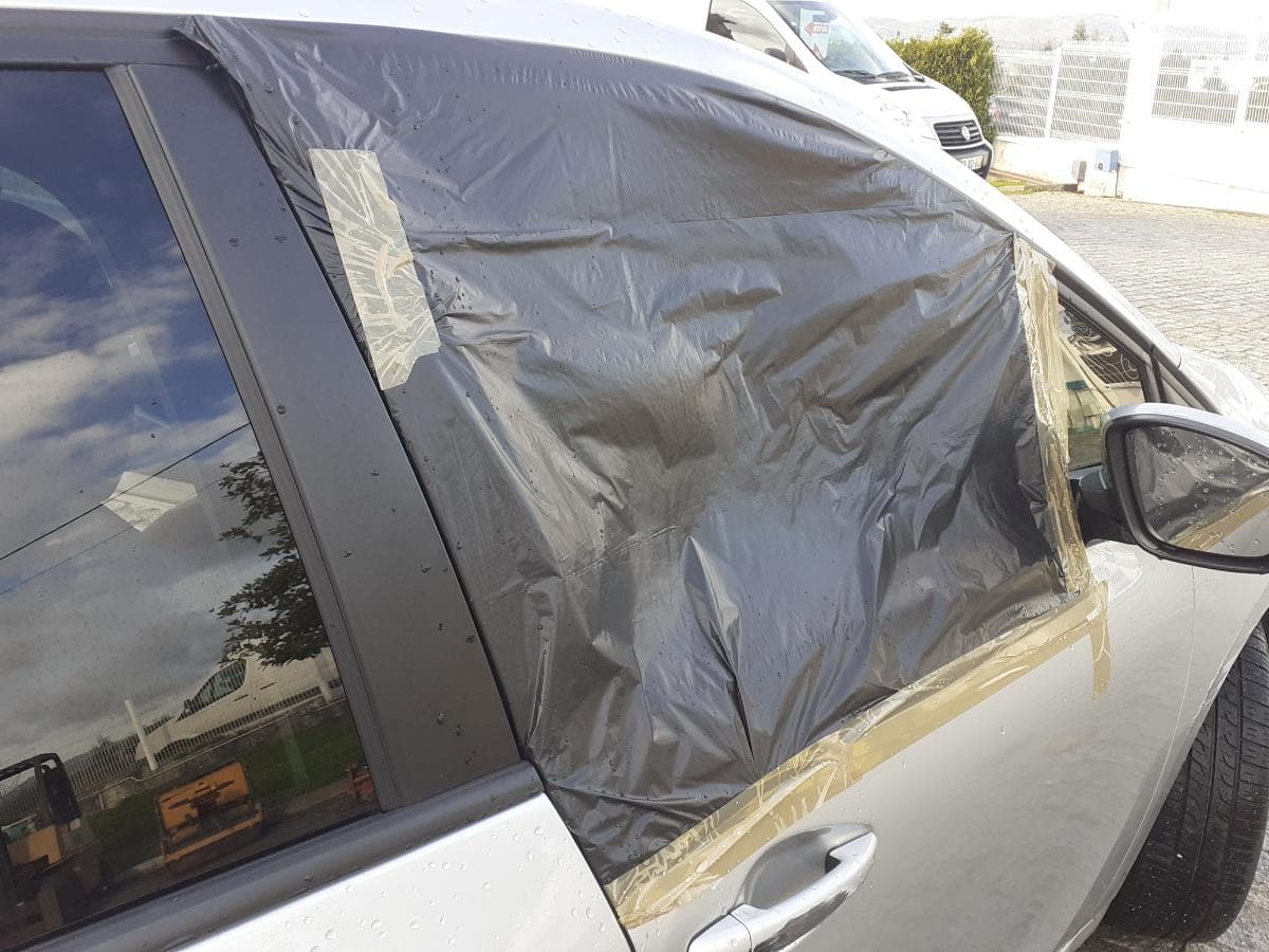Peugeot 208 1.2 · Ano 2014 — imagem 7