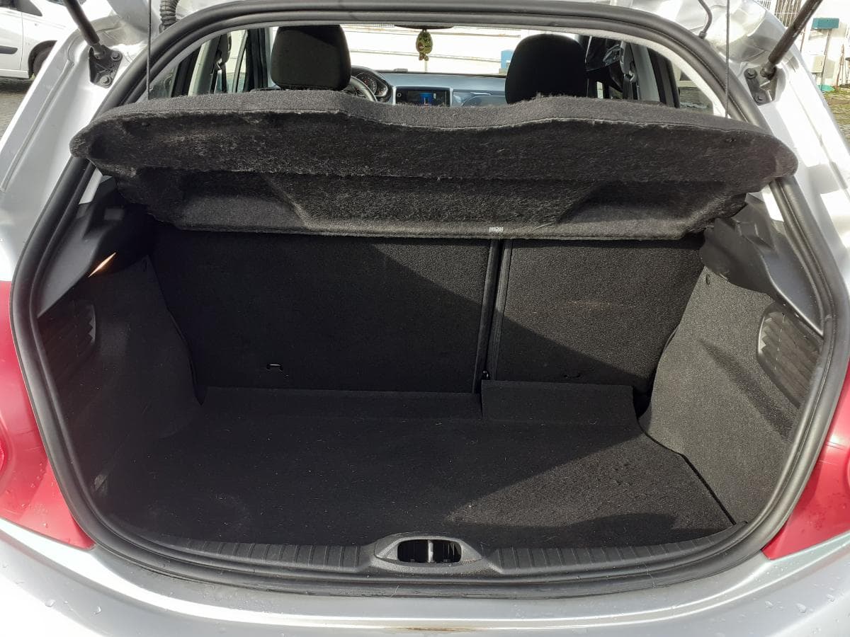 Peugeot 208 1.2 · Ano 2014 — imagem 13