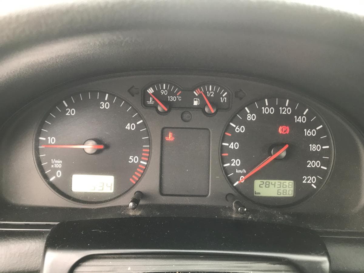 Volkswagen Passat 1.9 TDI · Ano 1999 — imagen 20