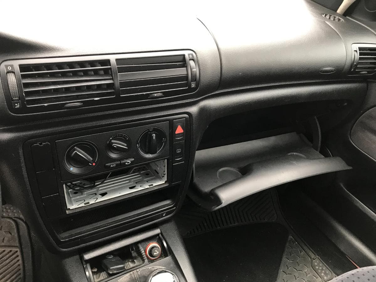 Volkswagen Passat 1.9 TDI · Ano 1999 — imagen 23