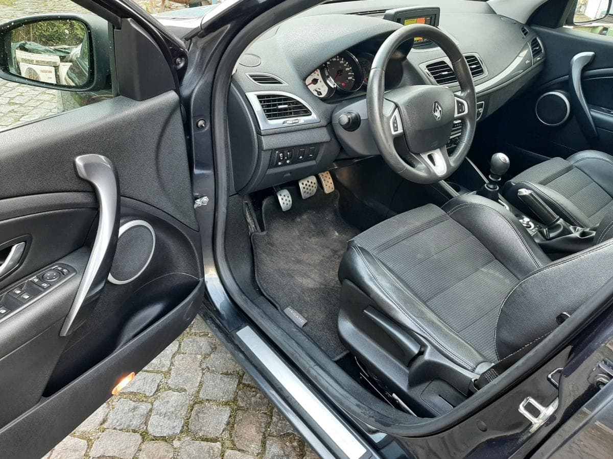 Renault Mégane 1.5 DCI · Ano 2010 — imagem 15