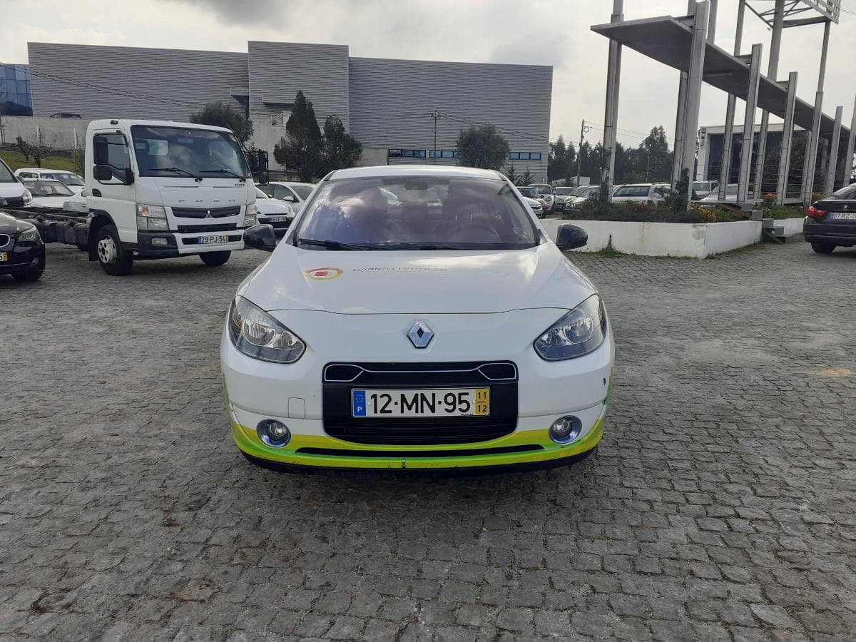Renault Fluence Z.E. · Elétrico · Ano 2011 — imagen 2