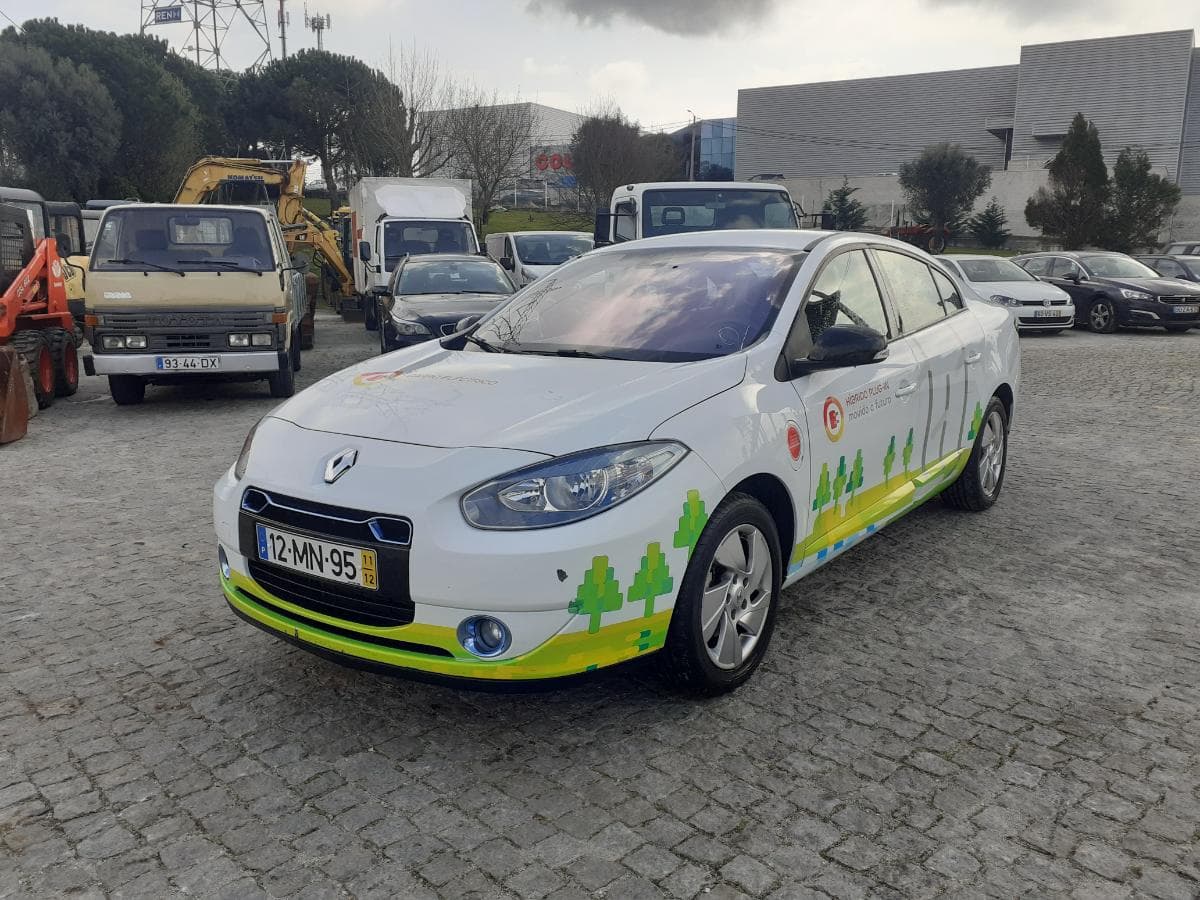 Renault Fluence Z.E. · Elétrico · Ano 2011 — imagen 1