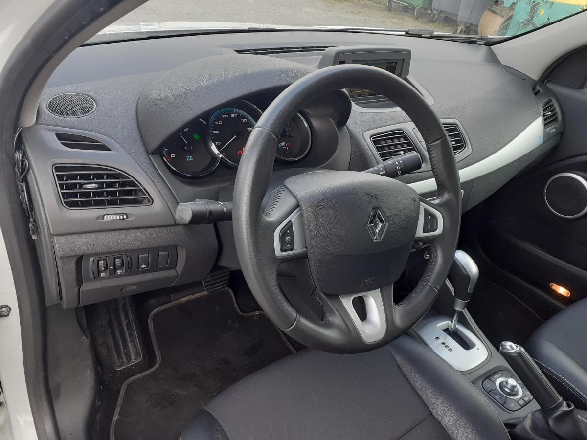 Renault Fluence Z.E. · Elétrico · Ano 2011 — imagen 17