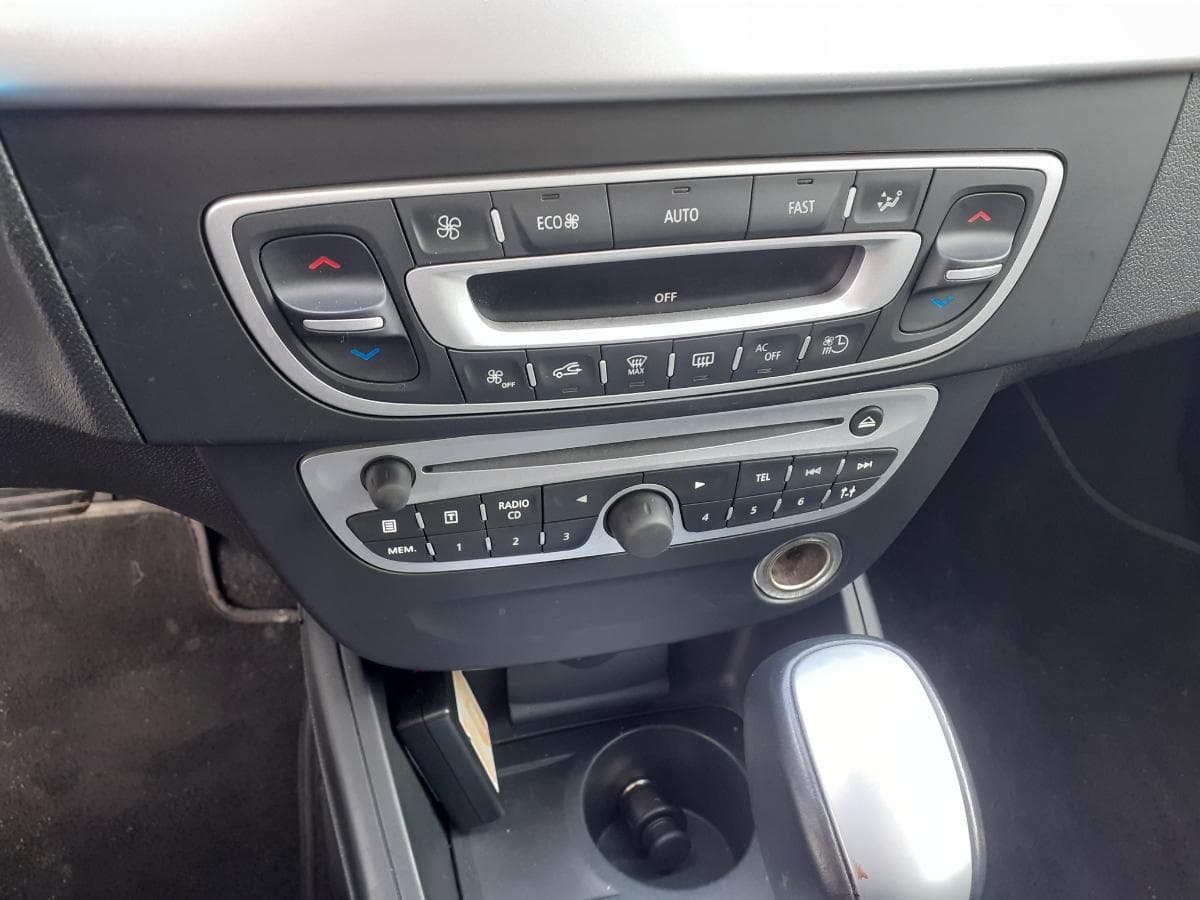 Renault Fluence Z.E. · Elétrico · Ano 2011 — imagen 20