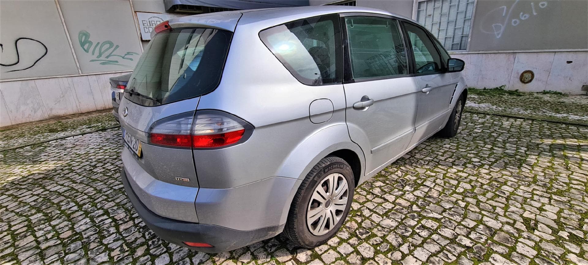 Ford S Max — image 3