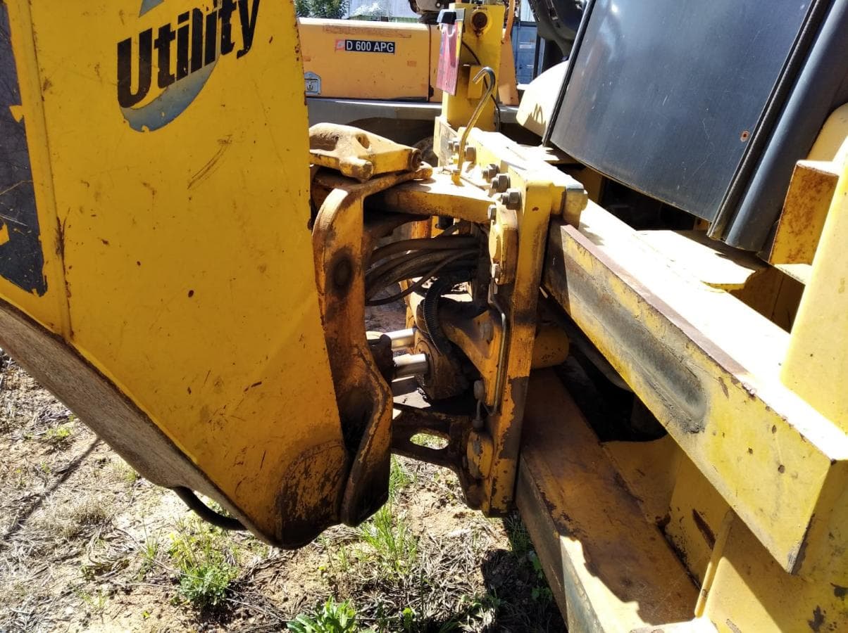 Retroescavadora Komatsu WB 93R — imagen 12