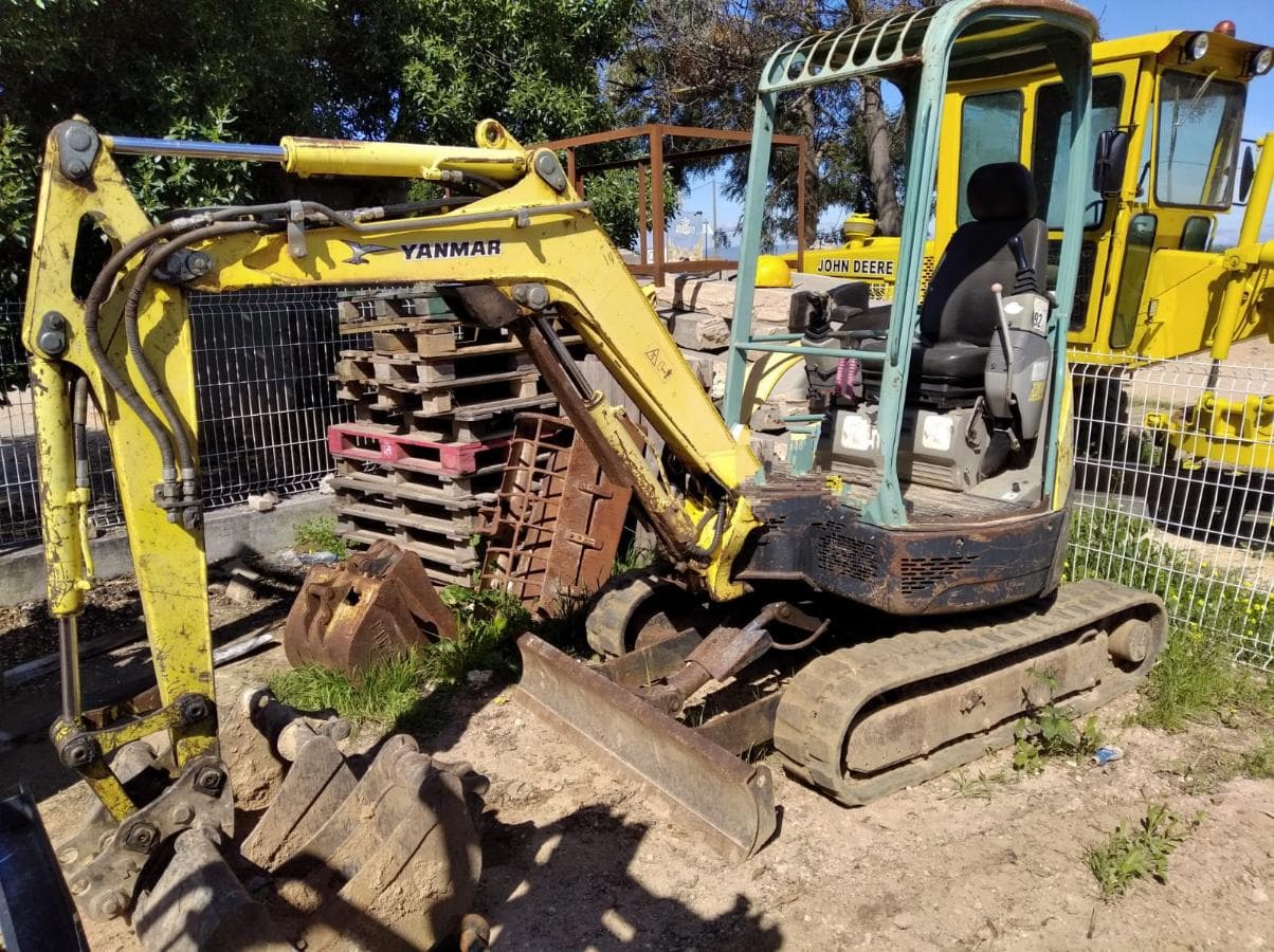 Mini Escavadora Yanmar 2.2 ton