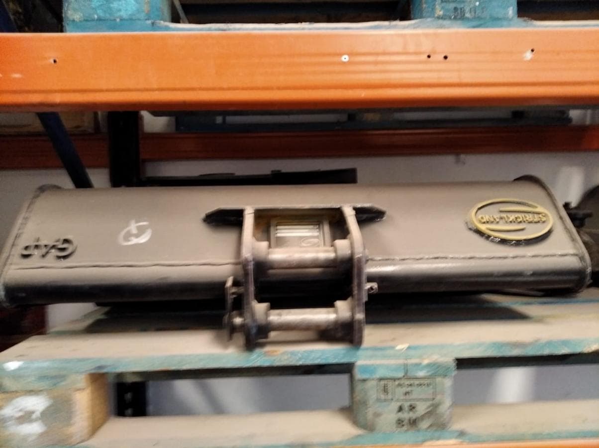 Conjunto de 3 Baldes e engate rápido Mini escavadora — imagen 1