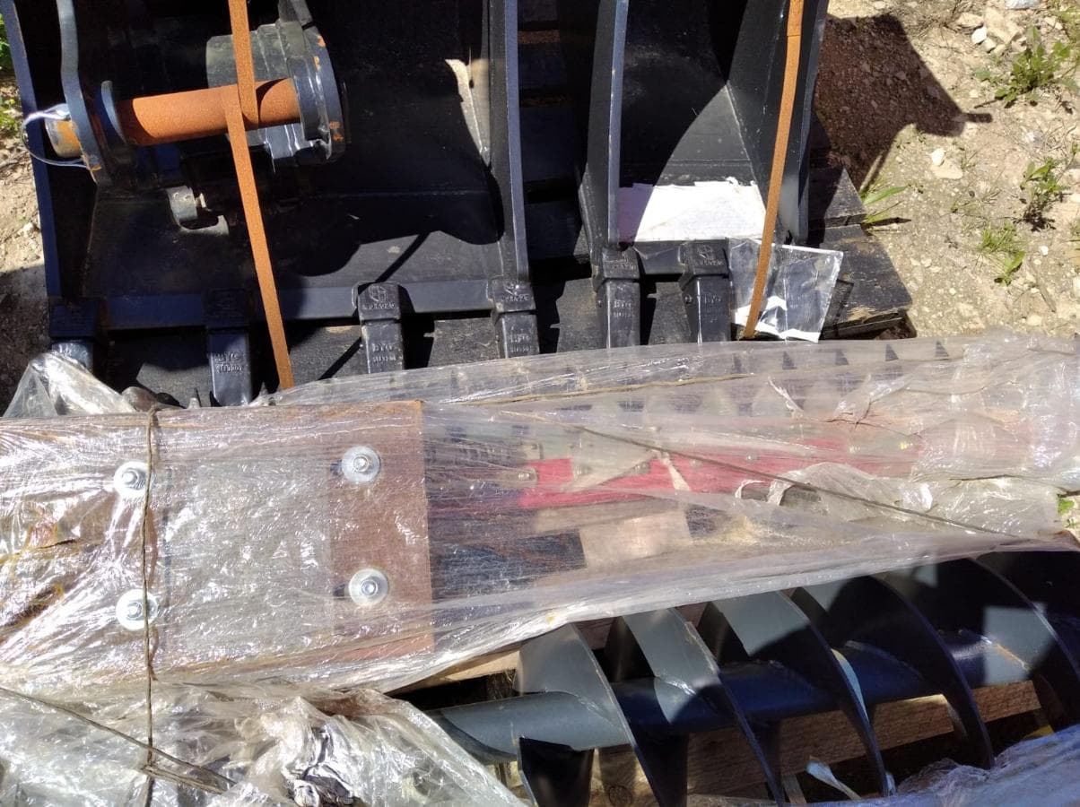 Corta sebes novo para mini escavadora — imagen 3