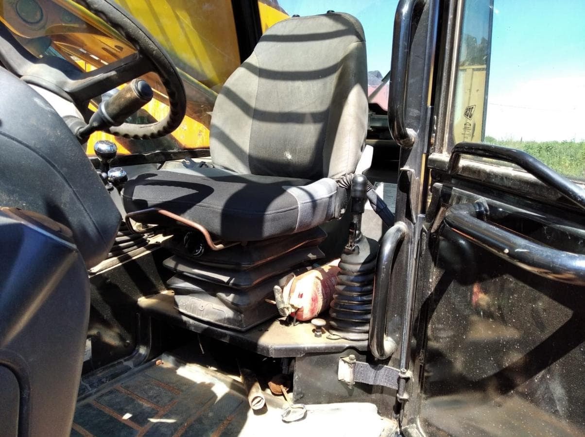 Máquina telescópica 12.5 m JCB — imagem 6