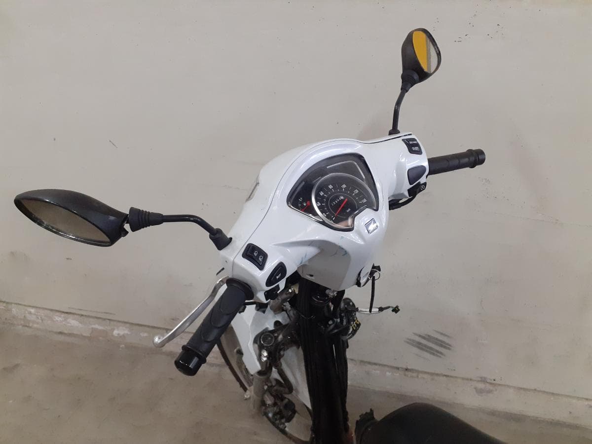 Honda Vision 125 — imagen 5