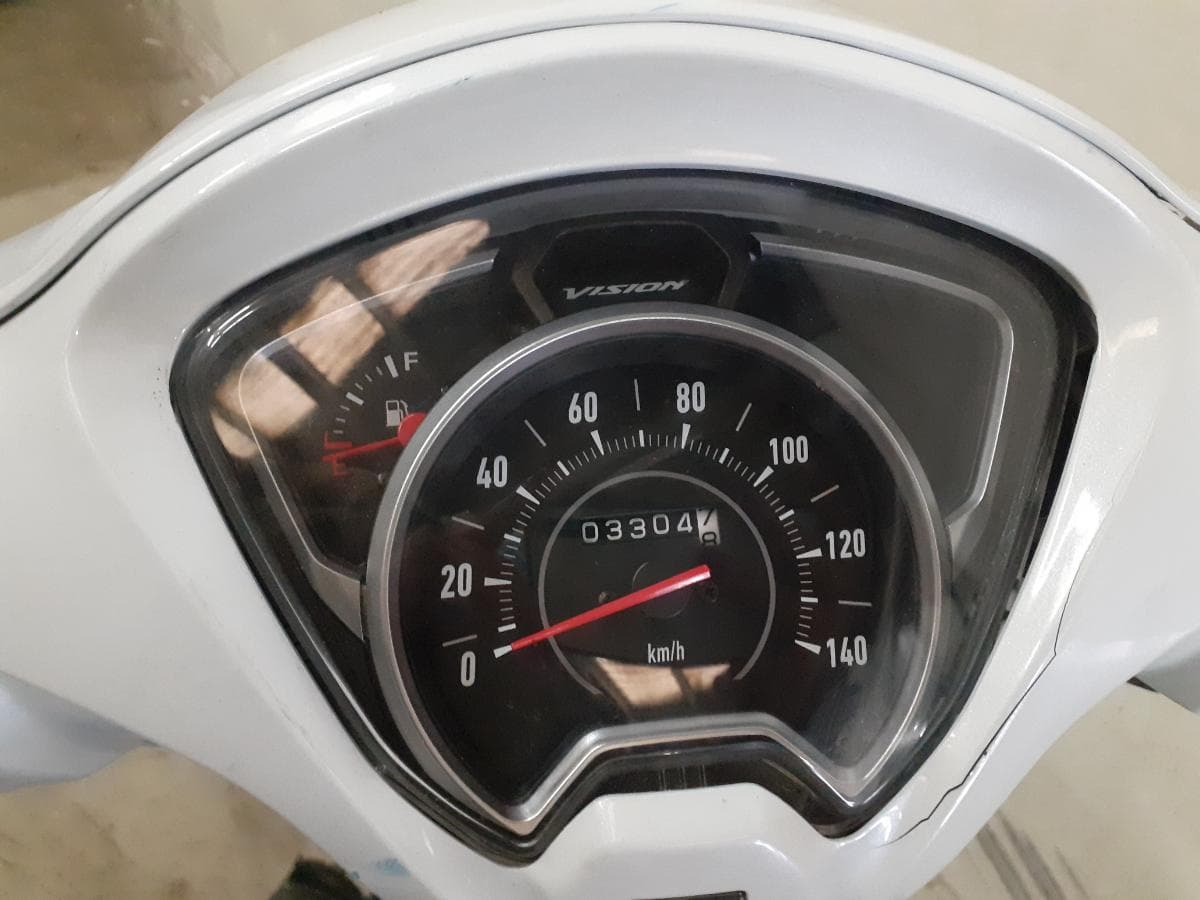 Honda Vision 125 — imagen 8