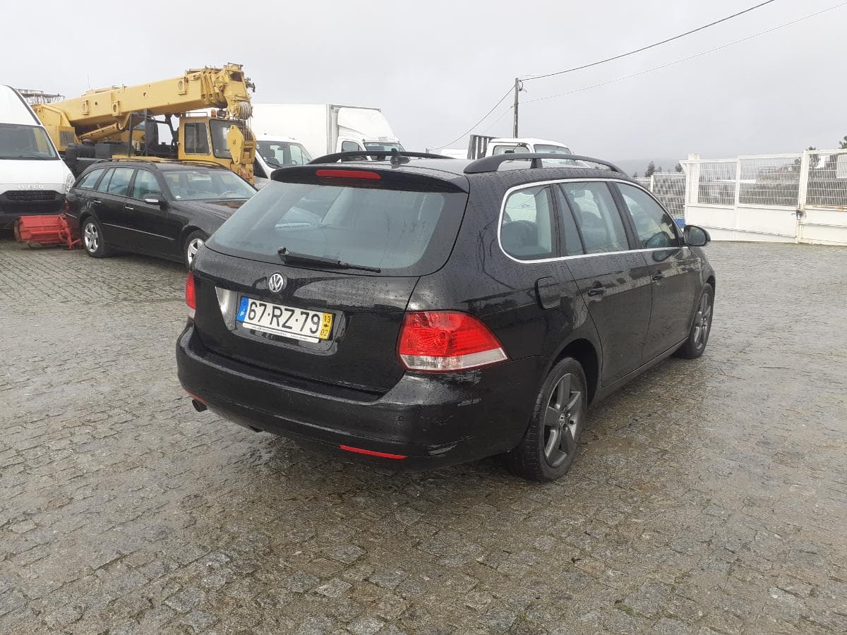 Volkswagen Golf 1.6 TDI · Ano 2013 — imagem 4