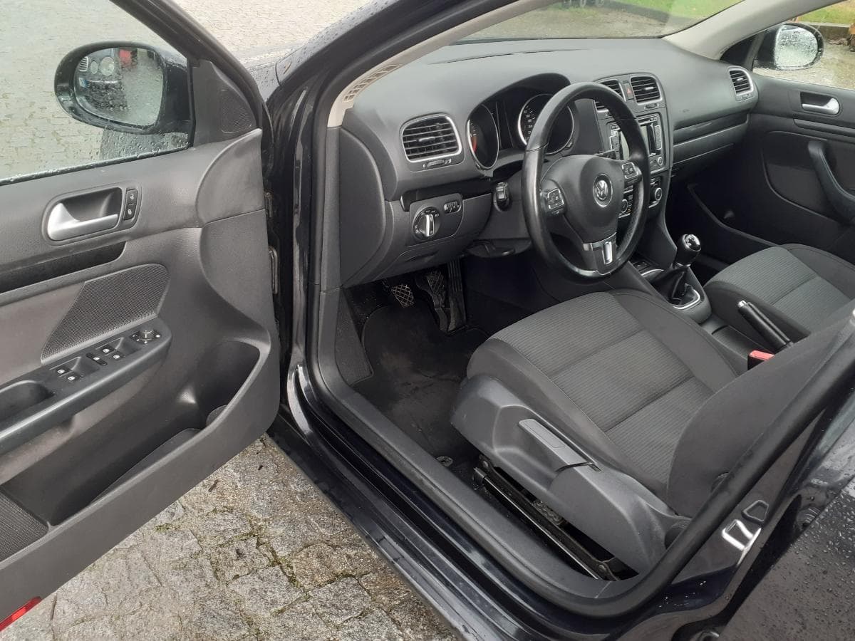 Volkswagen Golf 1.6 TDI · Ano 2013 — imagem 17