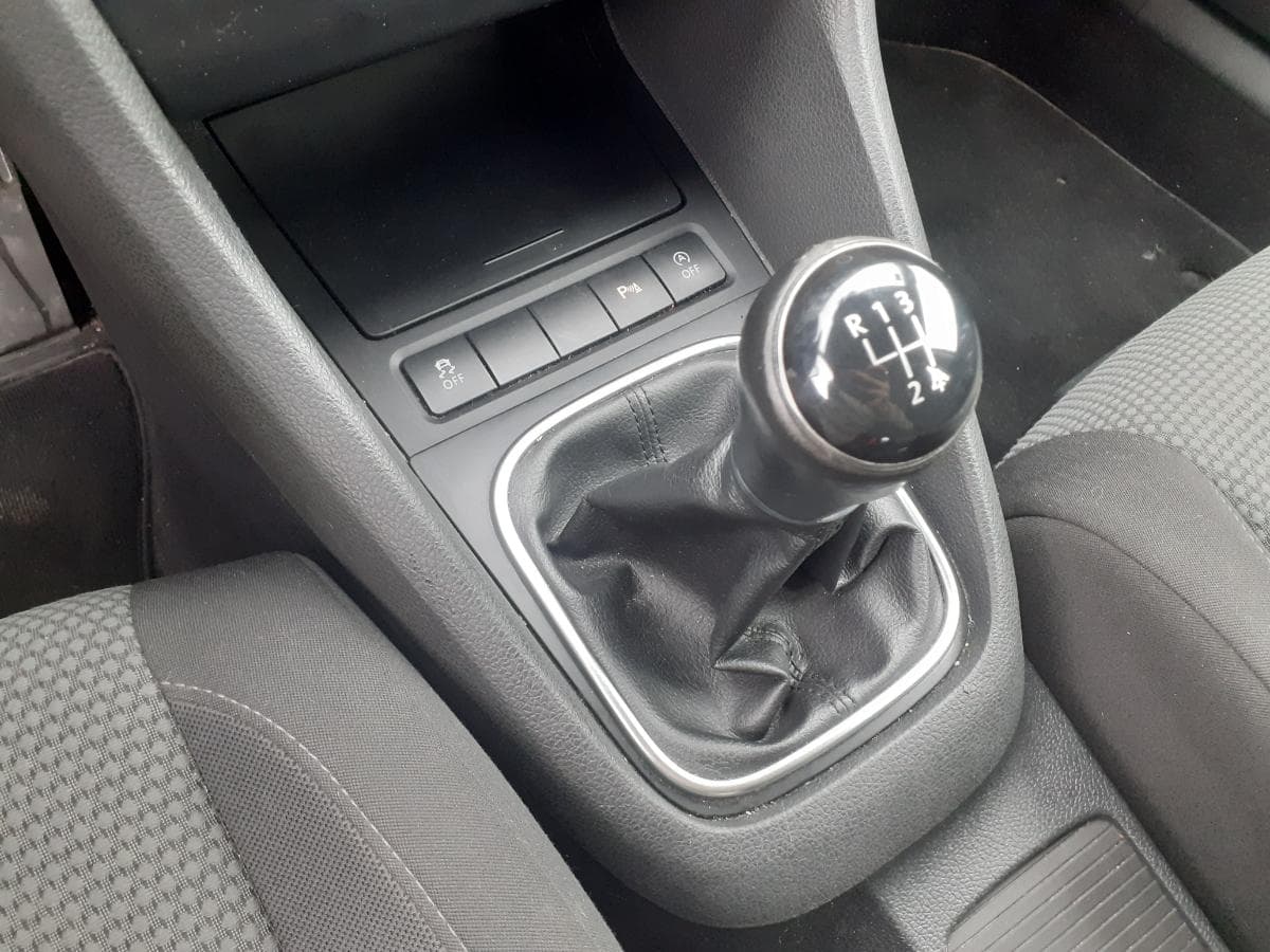 Volkswagen Golf 1.6 TDI · Ano 2013 — imagem 29