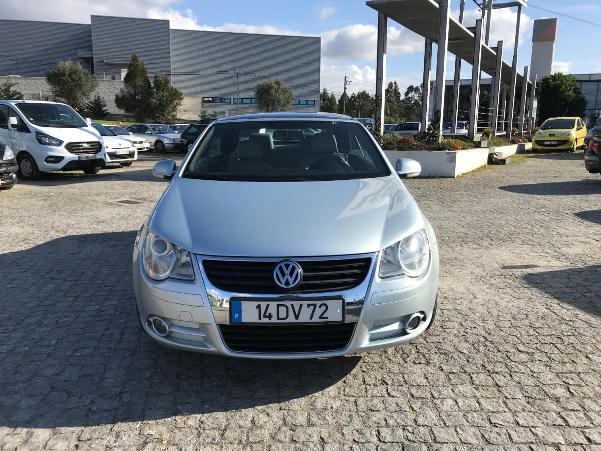 Volkswagen EOS 2.0 FSI Cabrio · Ano 2006 — imagem 2