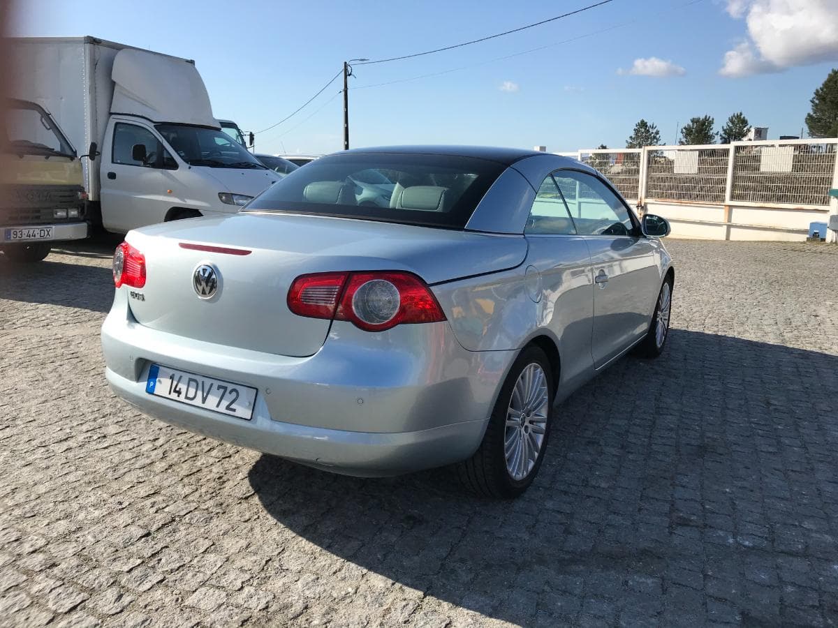 Volkswagen EOS 2.0 FSI Cabrio · Ano 2006 — imagem 6