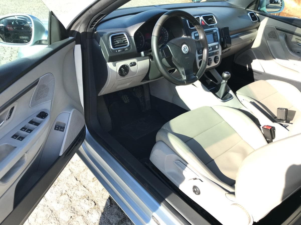 Volkswagen EOS 2.0 FSI Cabrio · Ano 2006 — imagem 14