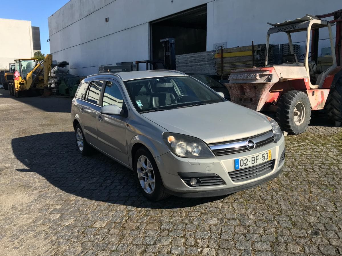 OPEL ASTRA 1.3 CDTI  · Ano 2006