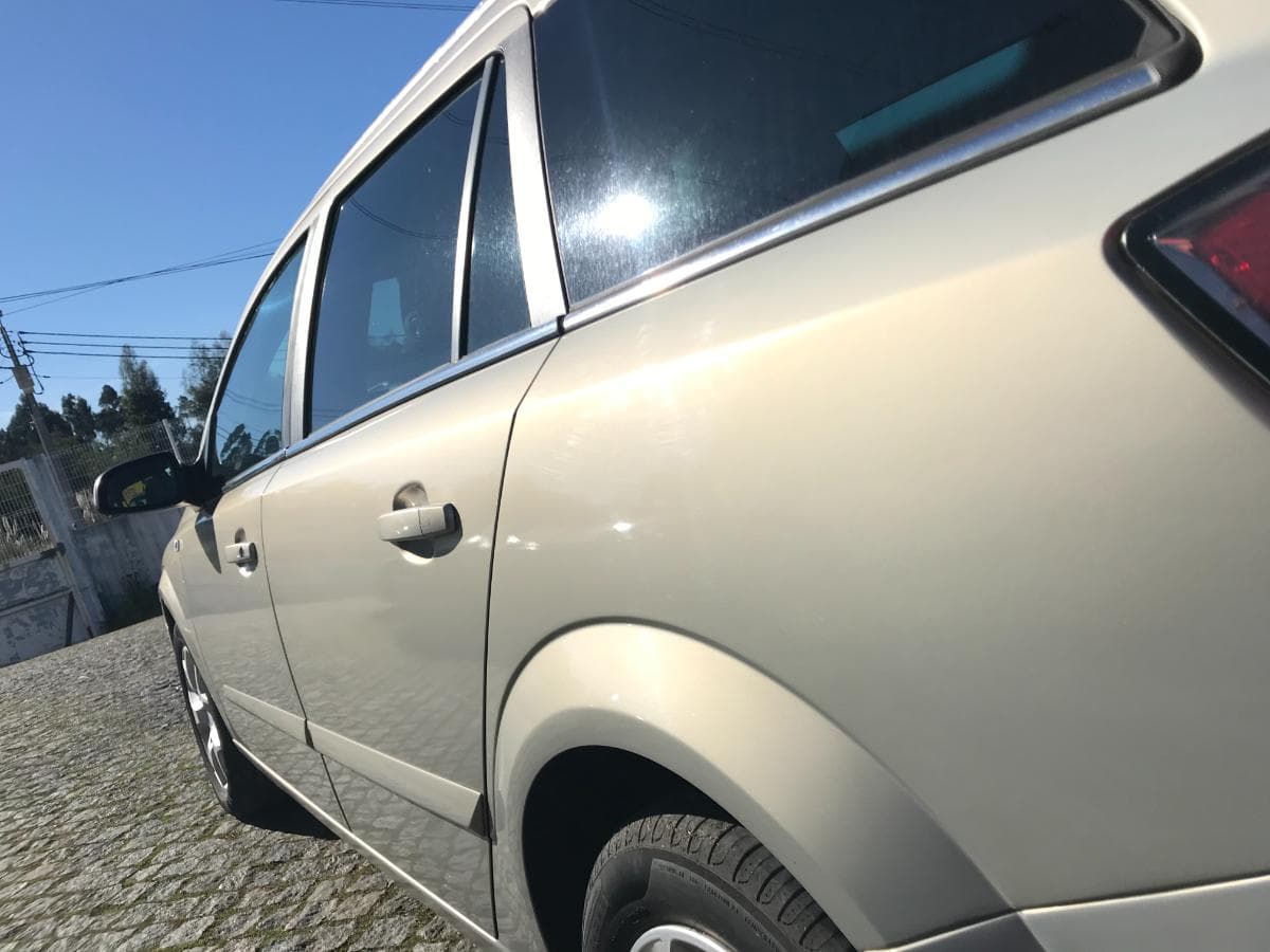 OPEL ASTRA 1.3 CDTI  · Ano 2006 — imagem 7