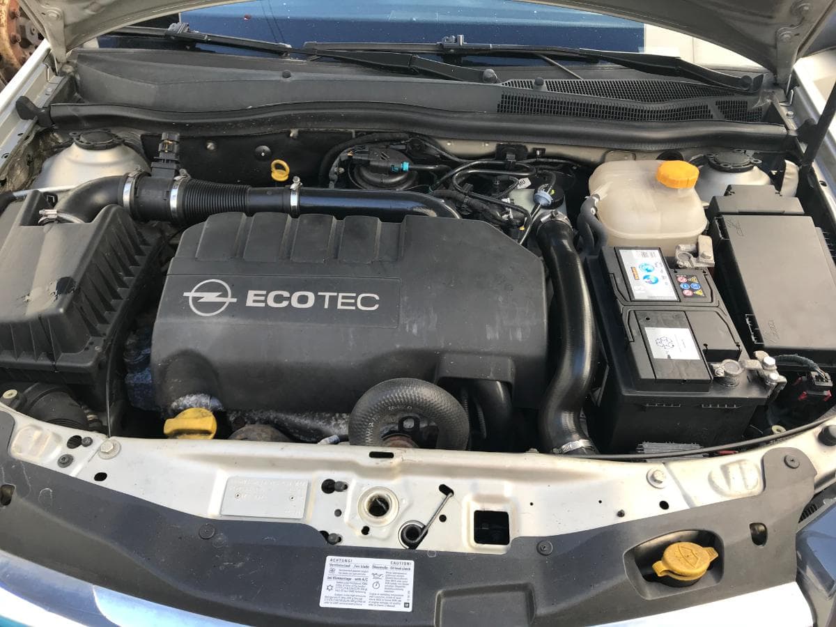OPEL ASTRA 1.3 CDTI  · Ano 2006 — imagem 11