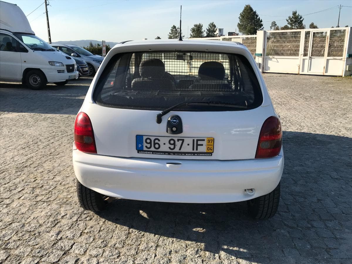 Opel Corsa 1.7D · Ano 1997 — imagem 5