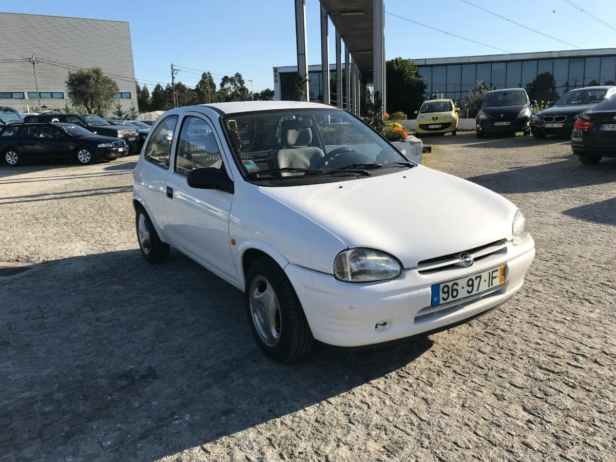 Opel Corsa 1.7D · Ano 1997 — imagem 1
