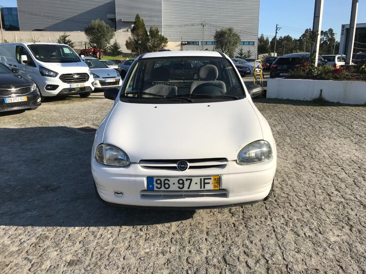 Opel Corsa 1.7D · Ano 1997 — imagem 2