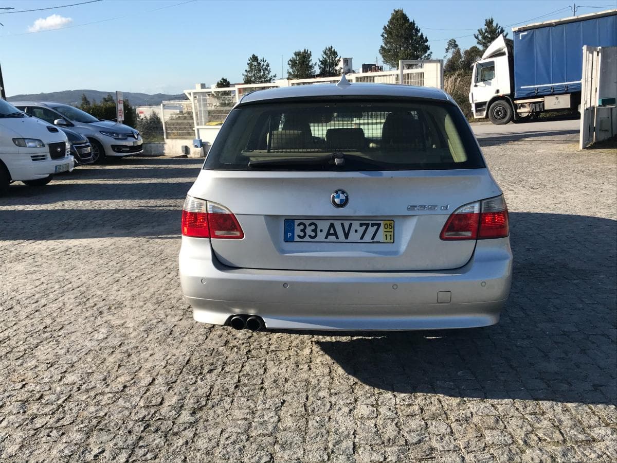 BMW 535D Touring · Ano 2005 — imagem 5