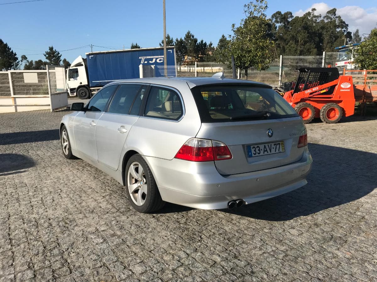 BMW 535D Touring · Ano 2005 — imagem 6