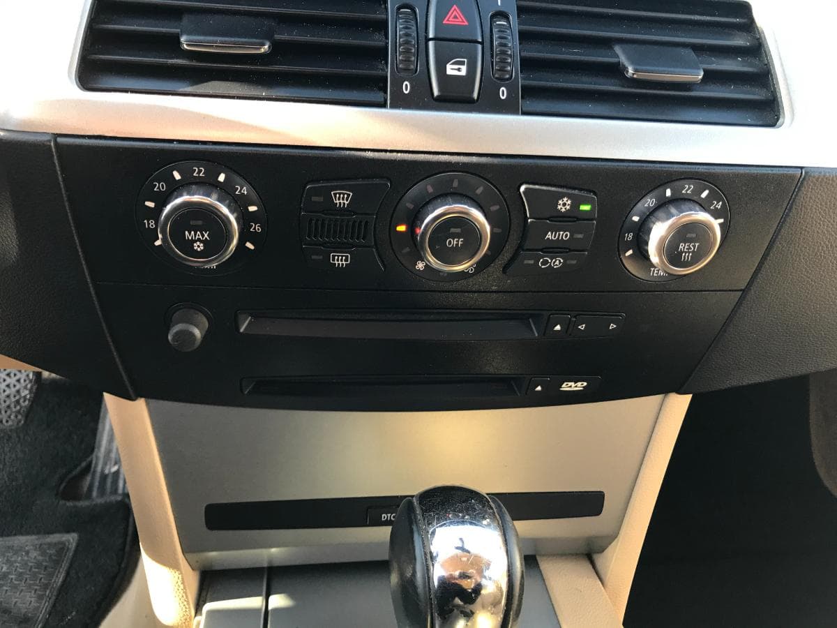 BMW 535D Touring · Ano 2005 — imagem 19