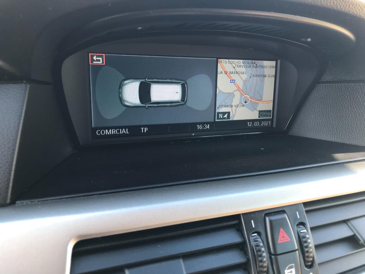 BMW 535D Touring · Ano 2005 — imagem 23