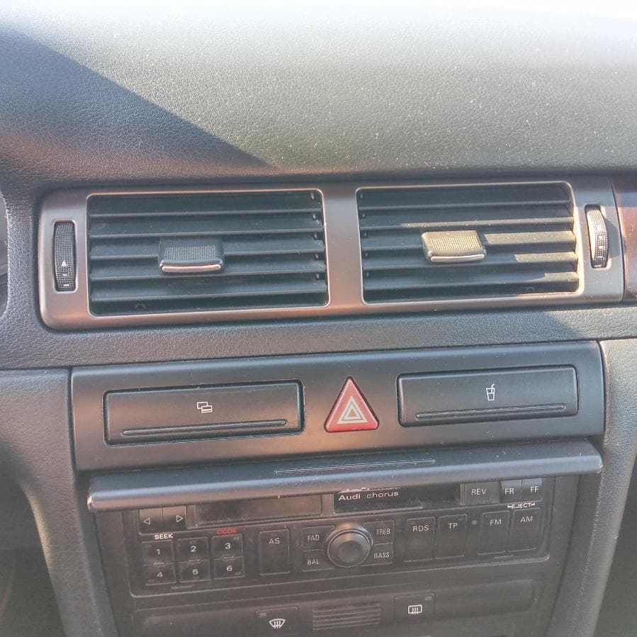Audi A6 Avant · Ano 1998 — imagem 17