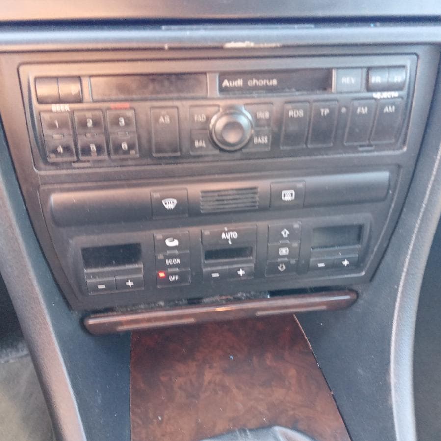 Audi A6 Avant · Ano 1998 — imagem 18